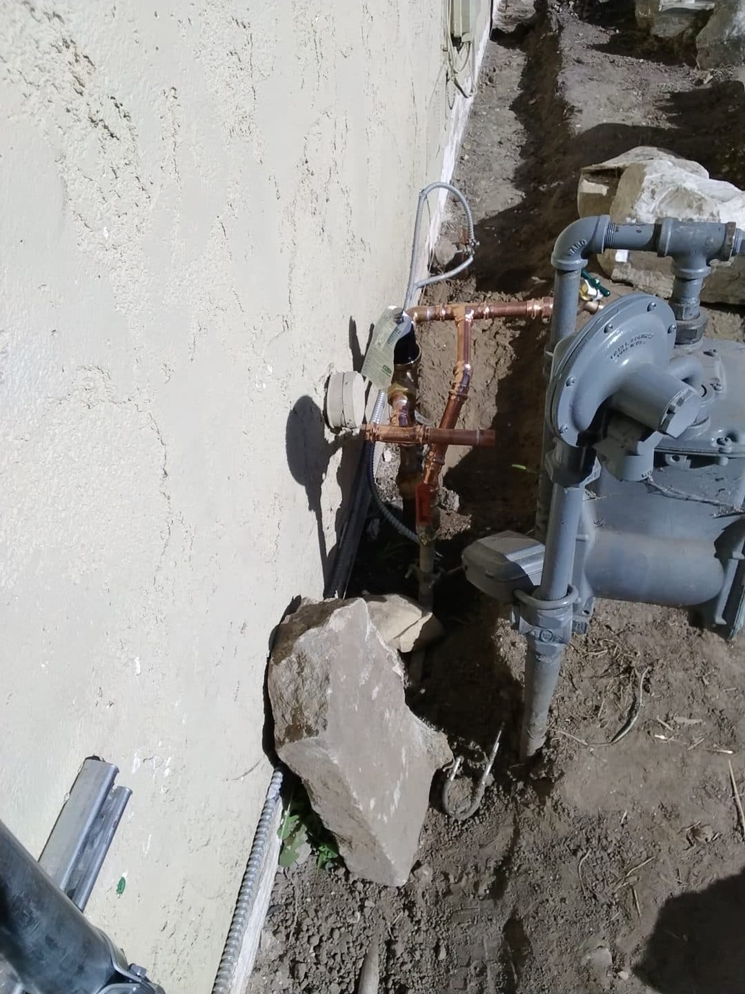 Water service and pressure regulator installation in Anaheim